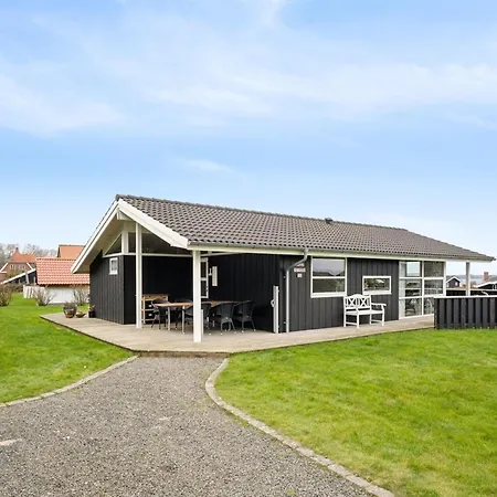 Sohvi - 300m From The Sea By Interhome