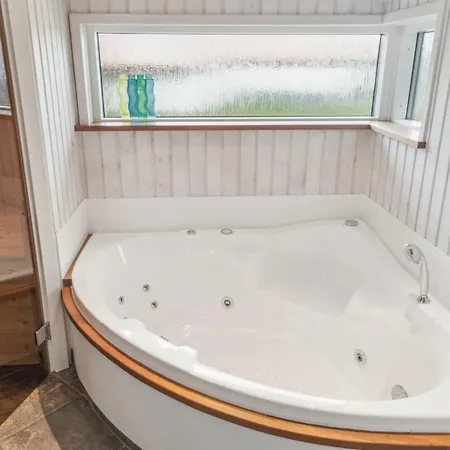 Hébergement de vacances Sohvi - 300m From The Sea By Interhome Sjolund