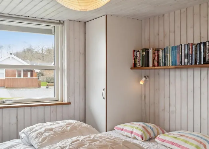 Sohvi - 300m From The Sea By Interhome Feriehus *