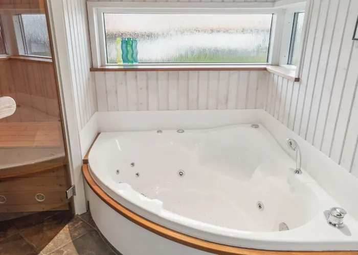 Hébergement de vacances Sohvi - 300m From The Sea By Interhome Sjolund